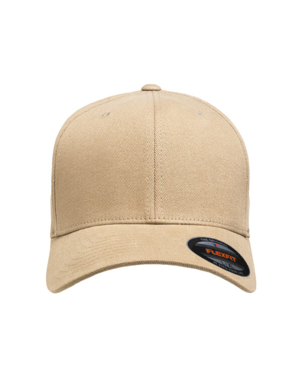Flexfit Brushed Twill Cap: Timeless Style and Comfort - Image 3