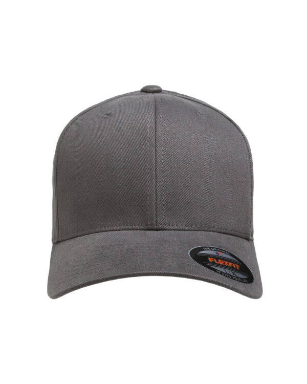 Flexfit Brushed Twill Cap: Timeless Style and Comfort - Image 2